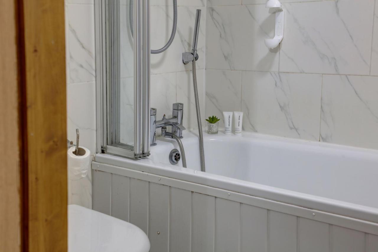 Best Western London Ilford Hotel Экстерьер фото