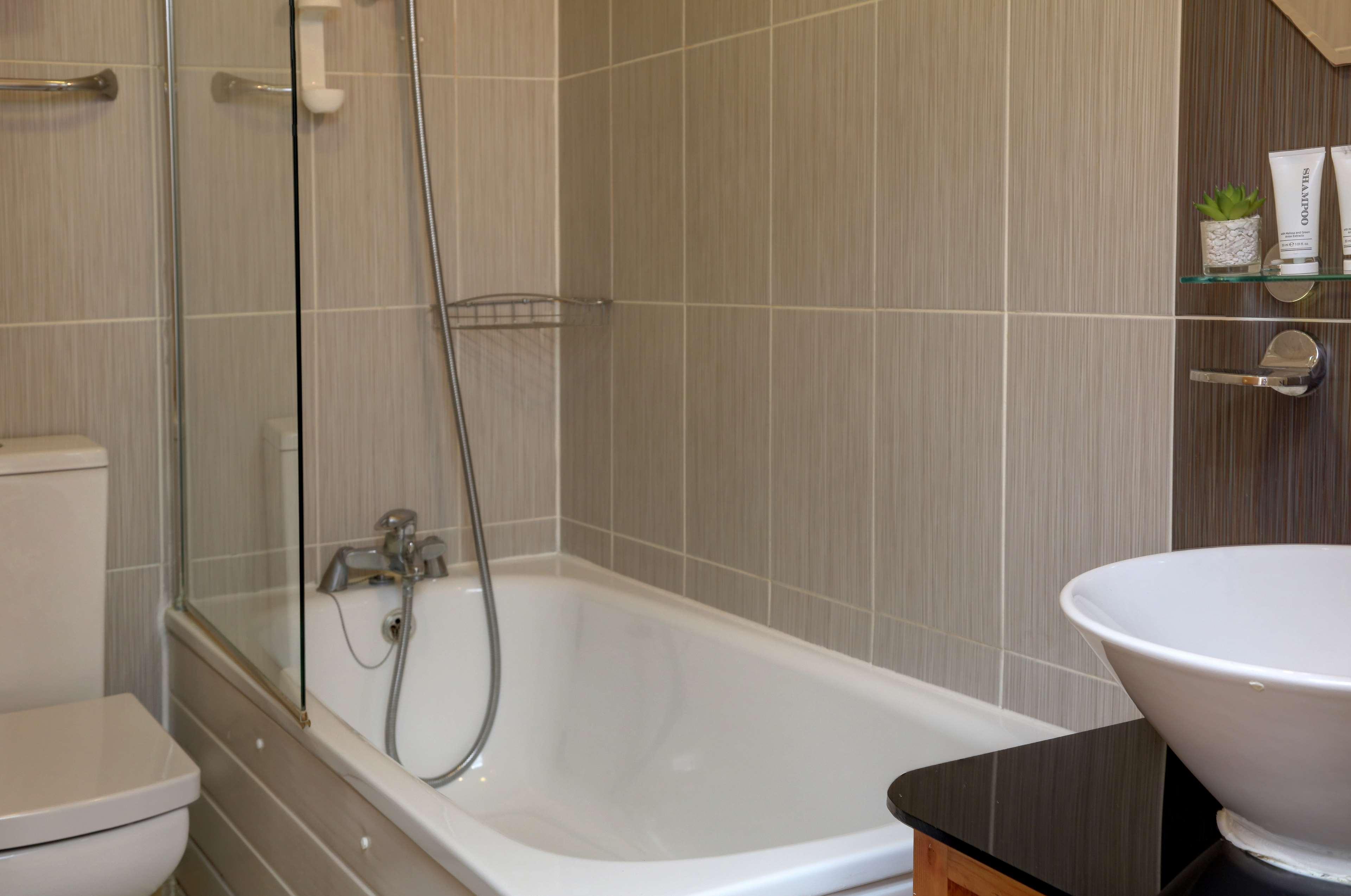 Best Western London Ilford Hotel Экстерьер фото