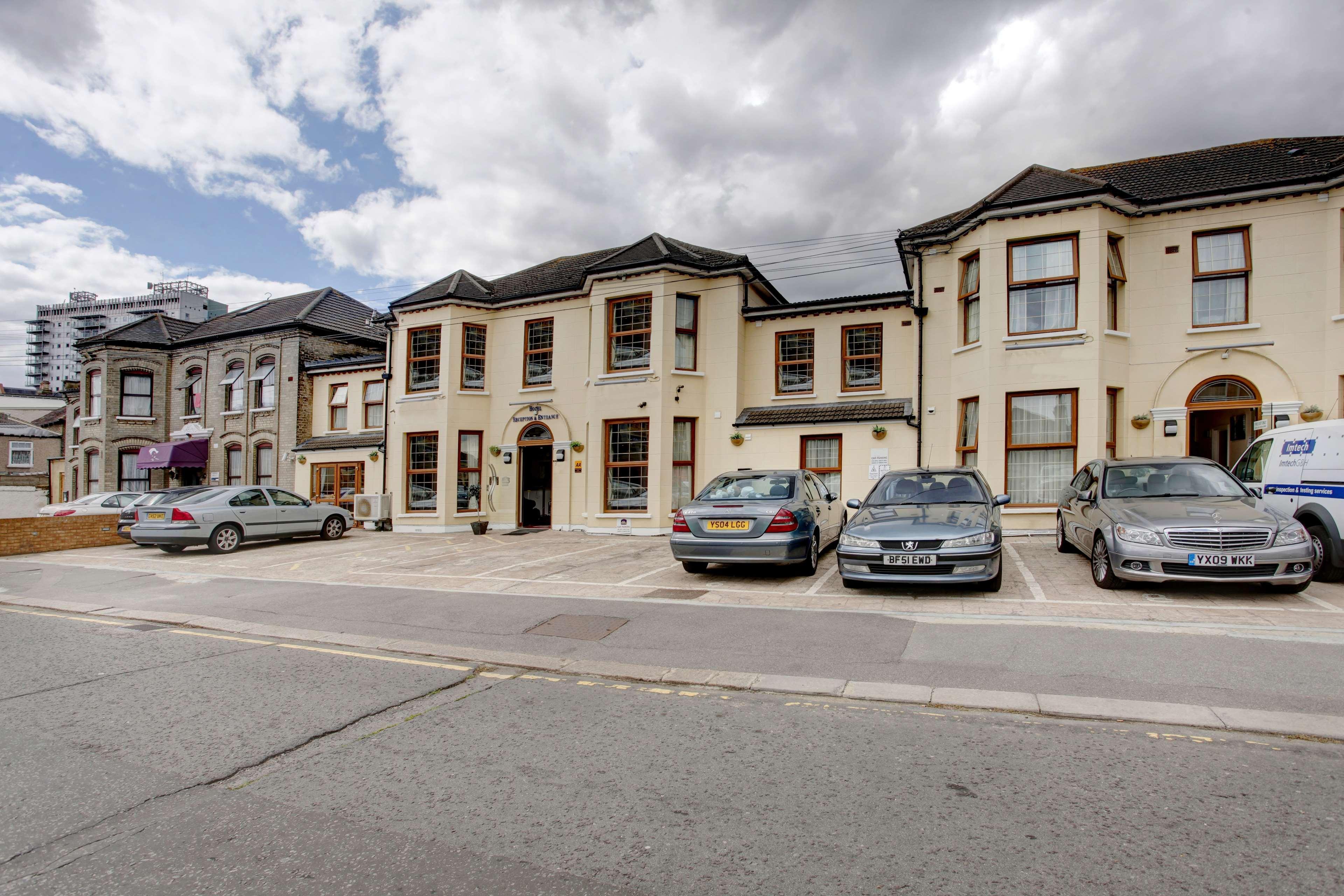 Best Western London Ilford Hotel Экстерьер фото