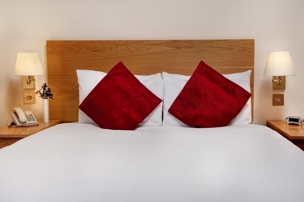 Best Western London Ilford Hotel Экстерьер фото