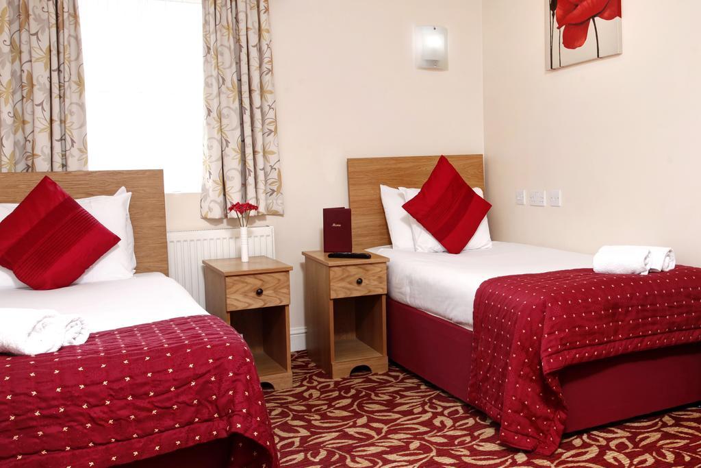 Best Western London Ilford Hotel Экстерьер фото